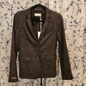 Luxury, gorgeous wool blazer